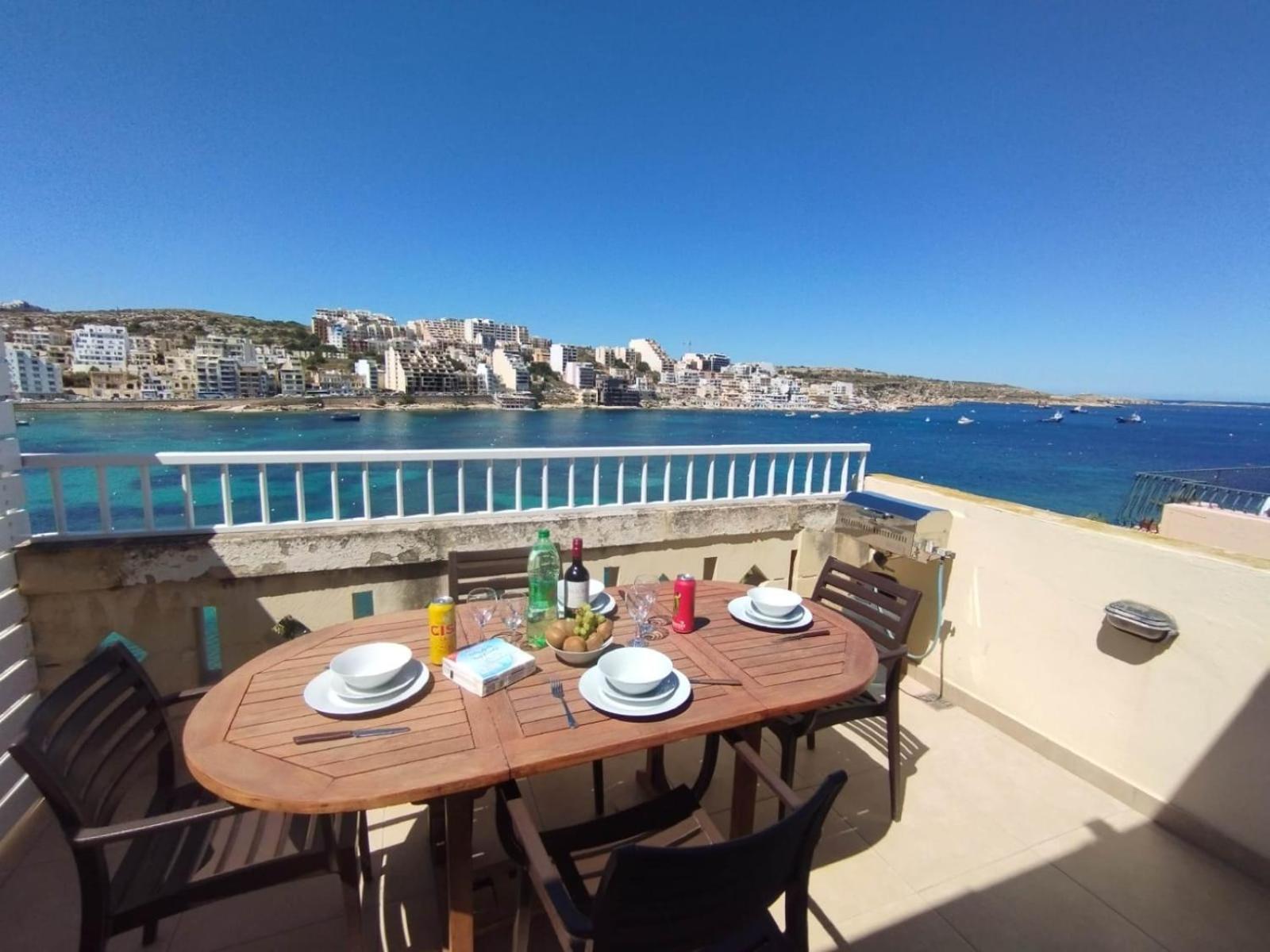 Blue Harbour Seafront Penthouse With Large Terrace With Panoramic Sea Views - By Getawaysmalta Apartment St. Paul's Bay Exterior photo